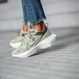 NIKE WOMEN’S VISTA LITE OLIVE AURA SNEAKERS